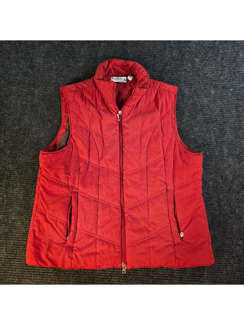 NorthStyle Women's Red Quilted Vest Size L